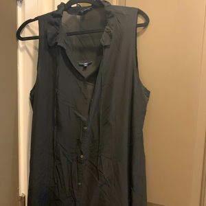 Beautiful flirty black dress